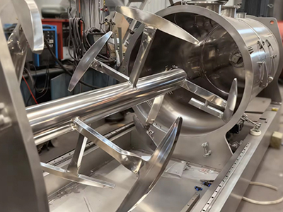 تسليم خلاط أفقي عالي القص (نوع محراث) لشركة أردنية رائدة في صناعة الأغذية